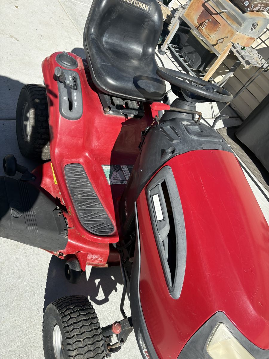 Craftsman 21hp riding lawn mower ( VTS3000 )