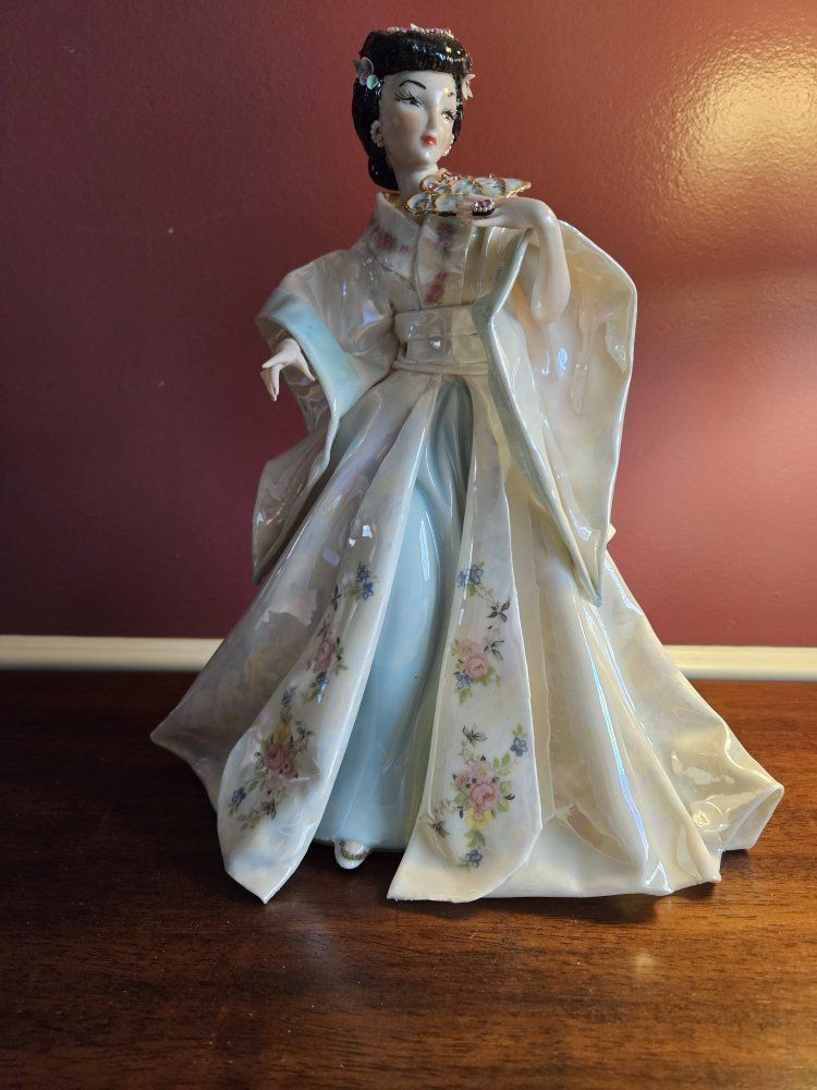 Main image 2