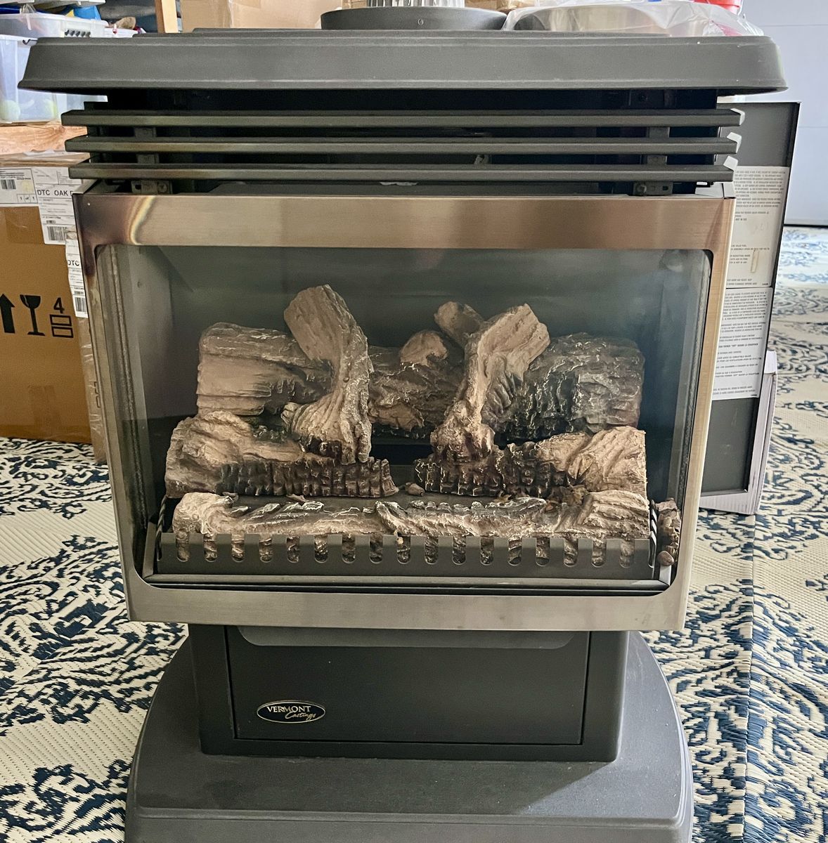 Vermont Castings Freestanding Direct Vent Gas Stove