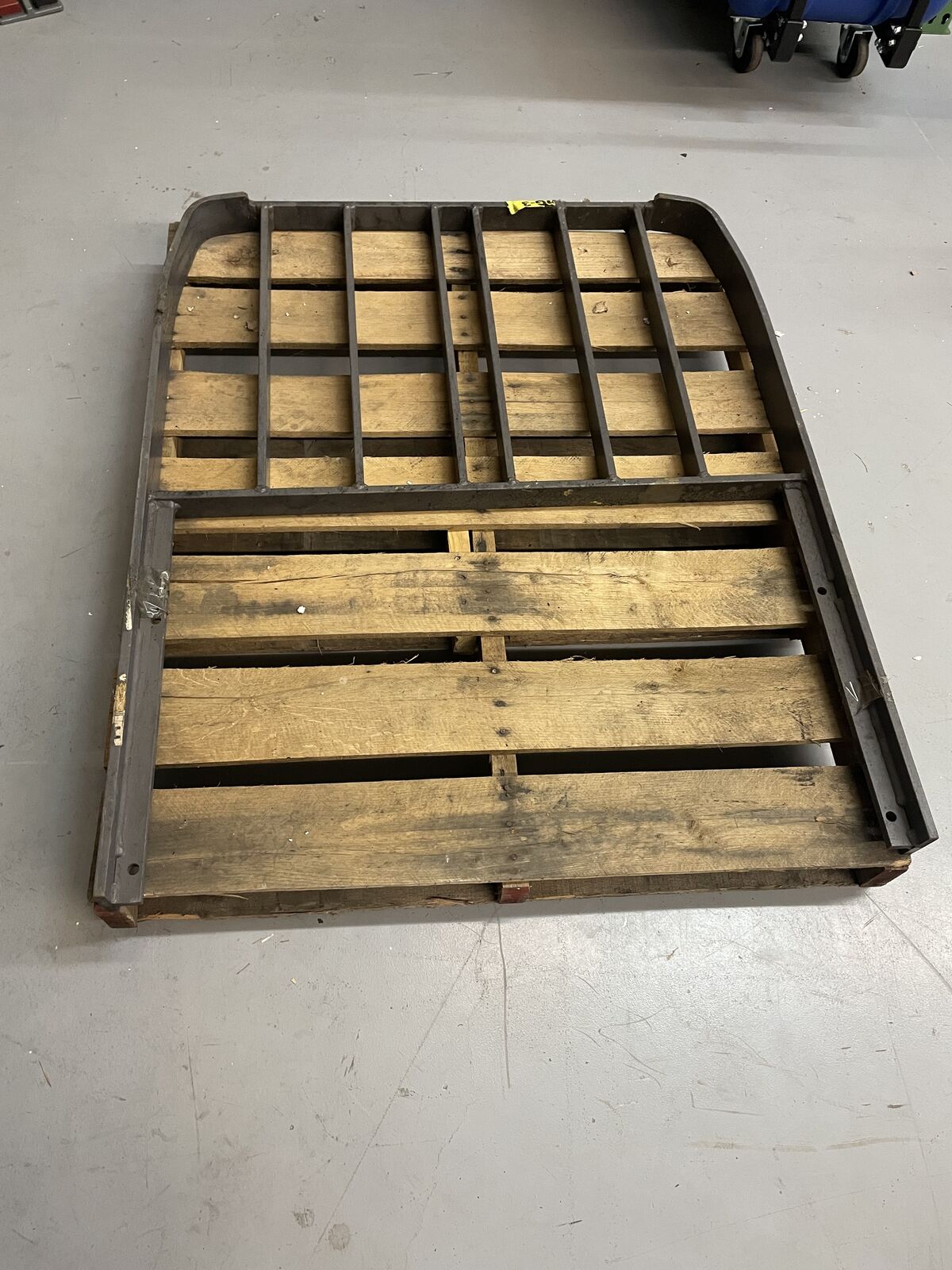 New Forklift Mast Guard