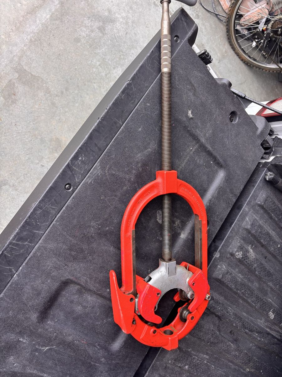 Main image 6