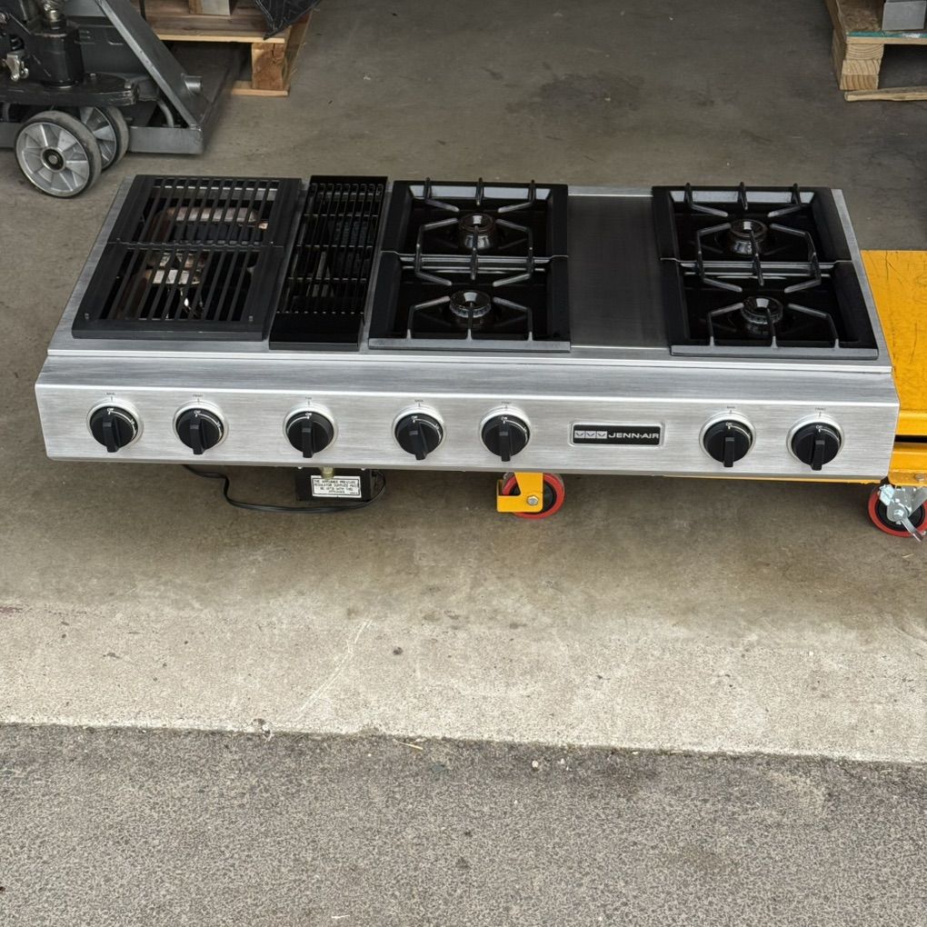 Jenn Air 48 Gas Rangetop cooktop with Downdraft