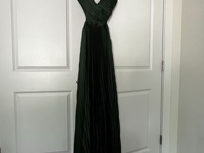 Brand New Green Lulus Dress