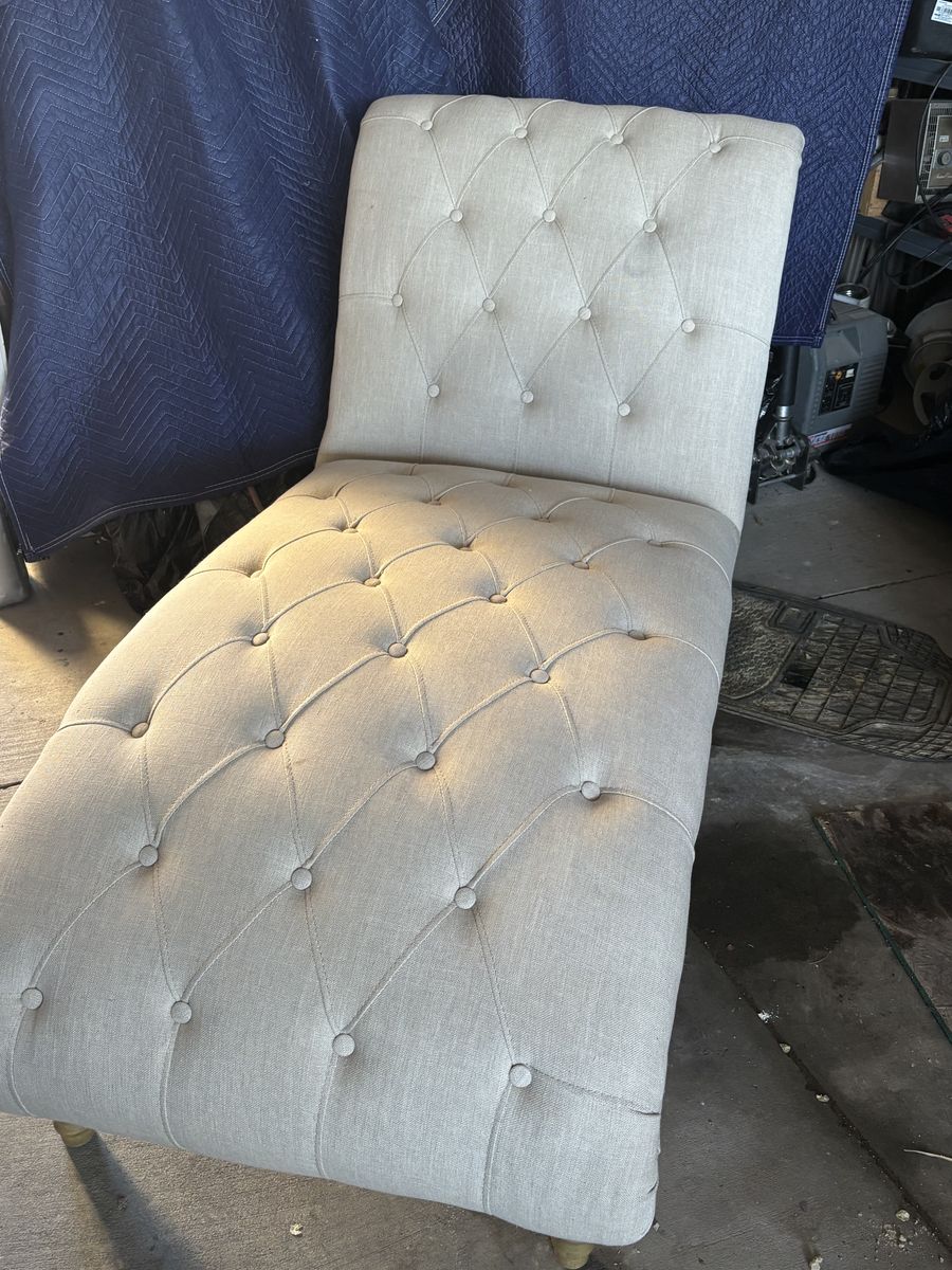 Beautiful Upholstered Chaise Lounge