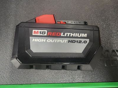 12.0 high output milwaukee battery new