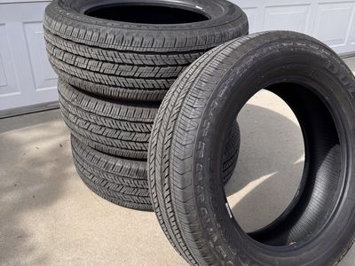 Bridgestone Dueler H/T 265/60R20 Tires (Set of 4) - Excellent Condition, Low Miles