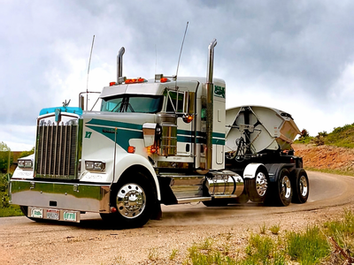 2018 KENWORTH W900L