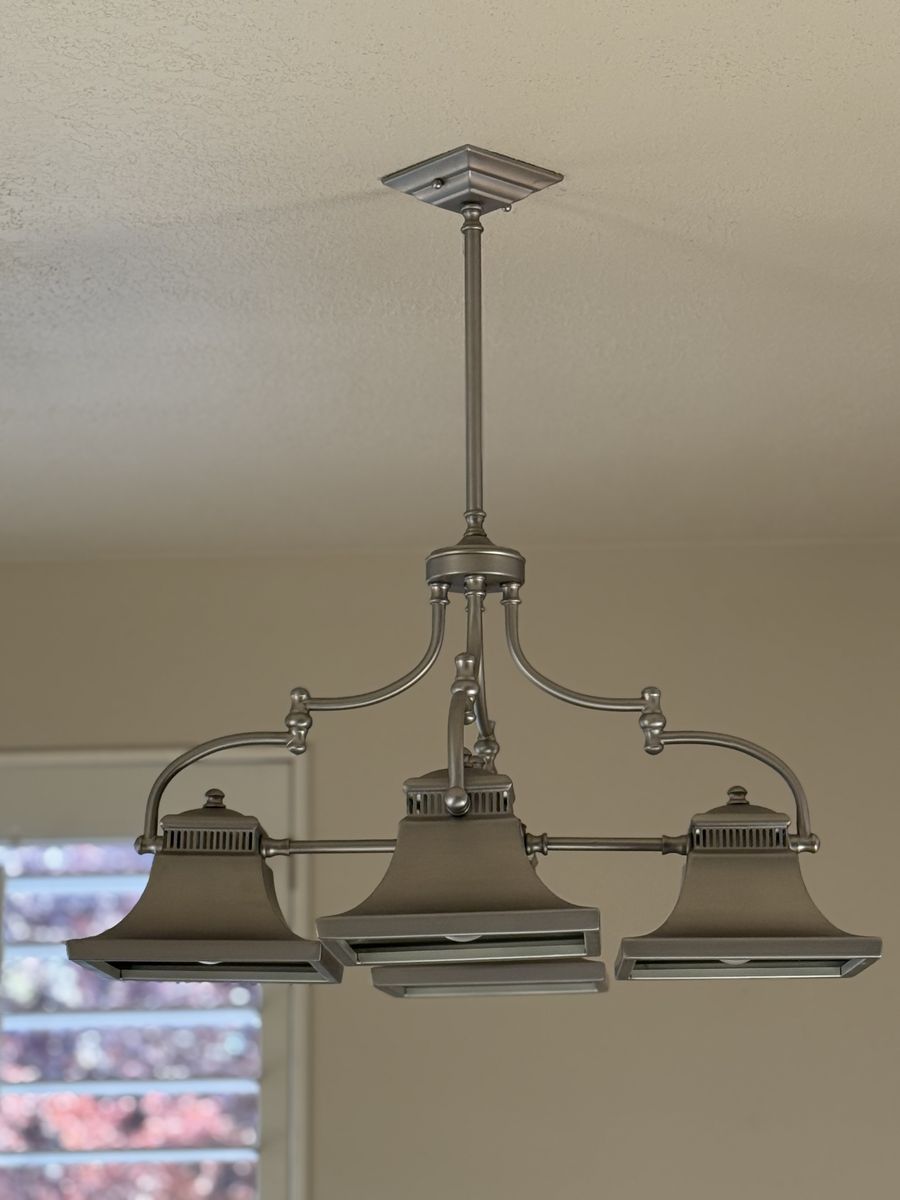 Chandelier and pendant lights