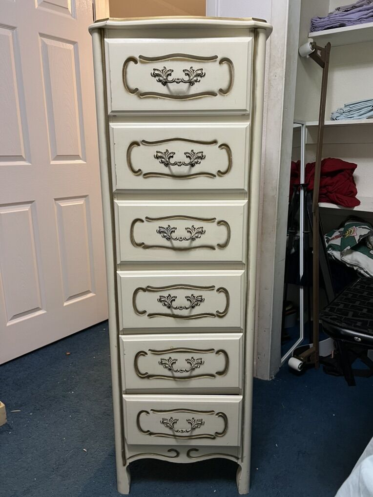 Dresser For Sale
