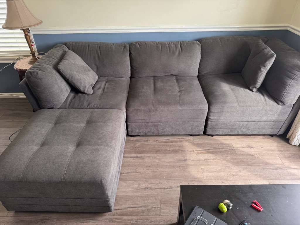 Modular sectional