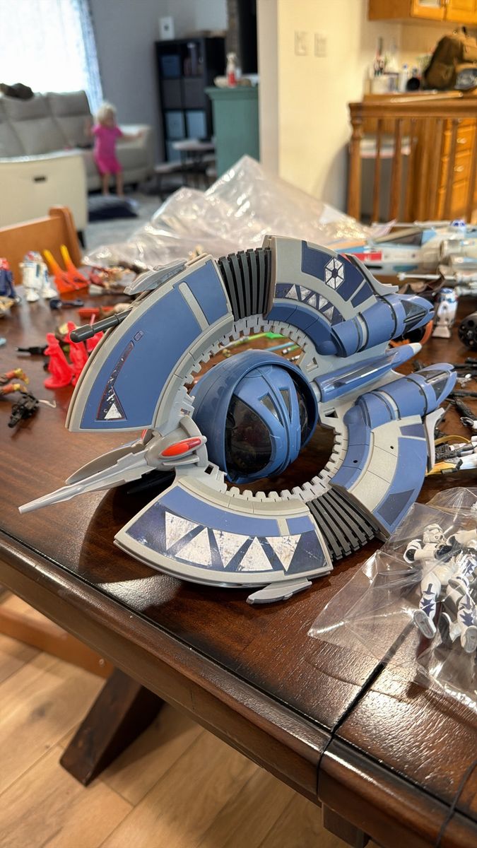 Star Wars Revenge Of The Sith Droid Tri-Fighter Buzz Droid Drop Attack