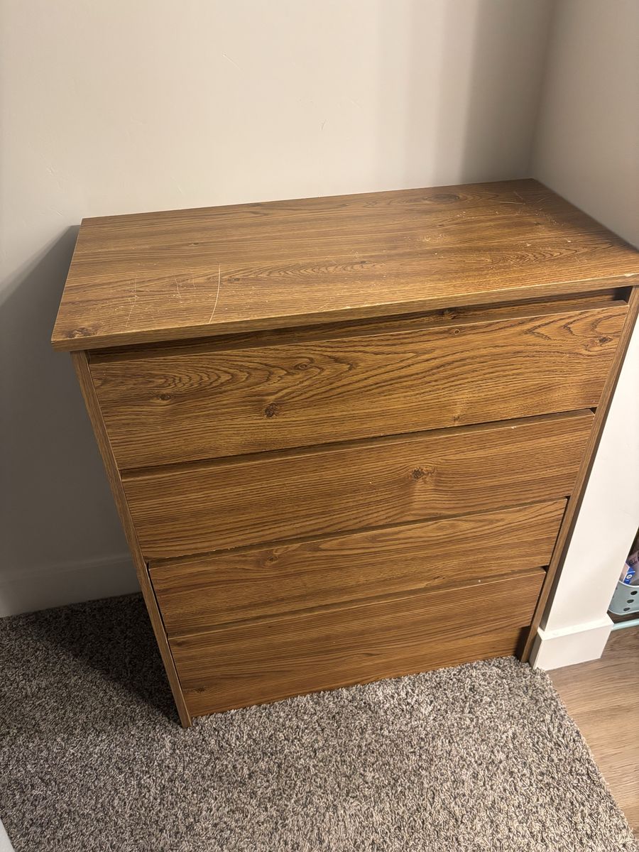 4 drawer wooden dresser