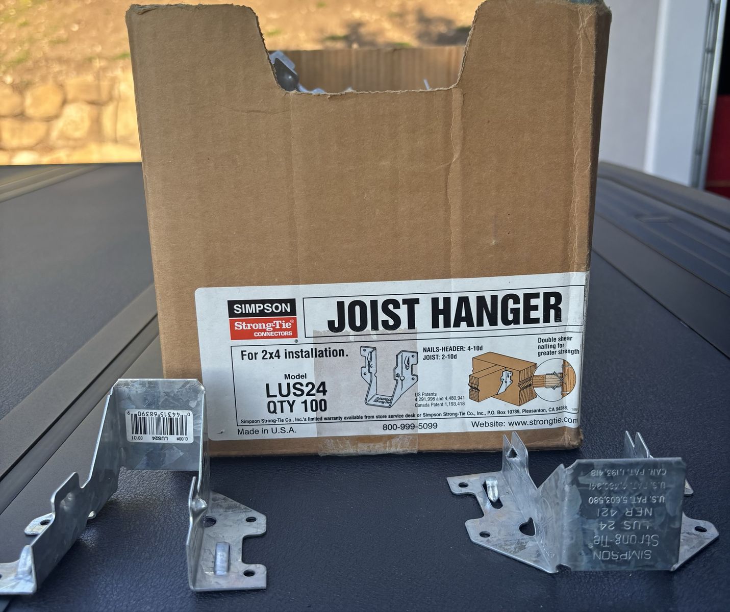 NEW Simpson Strong-Tie LUS24 Face-Mount Joist Hangers - Lot of 56
