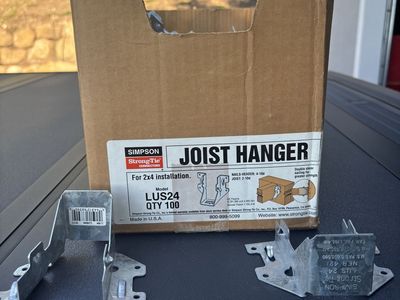 NEW Simpson Strong-Tie LUS24 Face-Mount Joist Hangers - Lot of 56