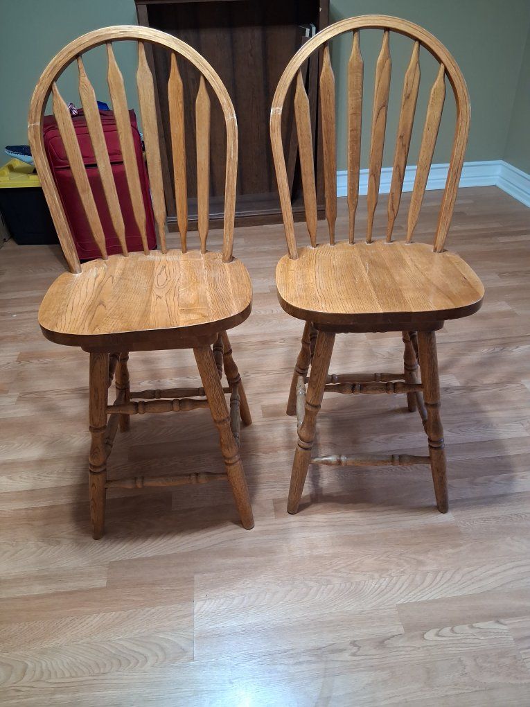 Set of 2 Vintage Wooden Swivel Bar Stools - Oak Arrowback Chairs