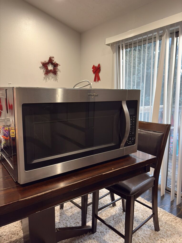 Whirlpool countertop microwave