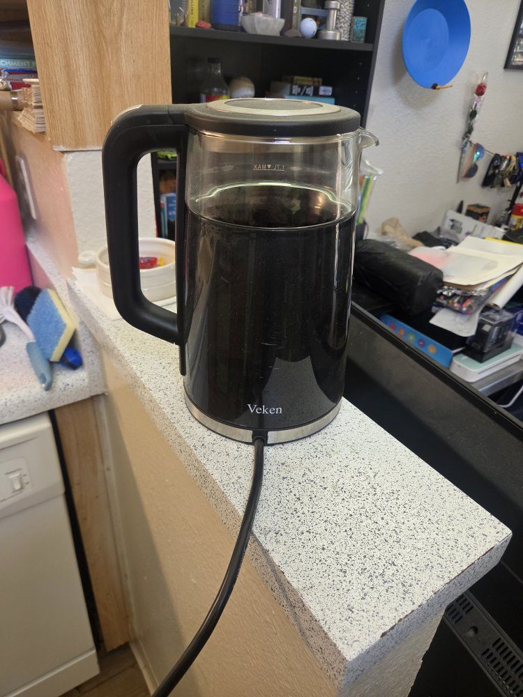 Veken 1.7L Electric Kettle Glass Teapot, Black - Rapid Boil & Auto Shut-Off - Auto temperature settings and keep-warm