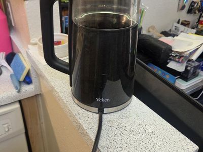 Veken 1.7L Electric Kettle Glass Teapot, Black - Rapid Boil & Auto Shut-Off - Auto temperature settings and keep-warm