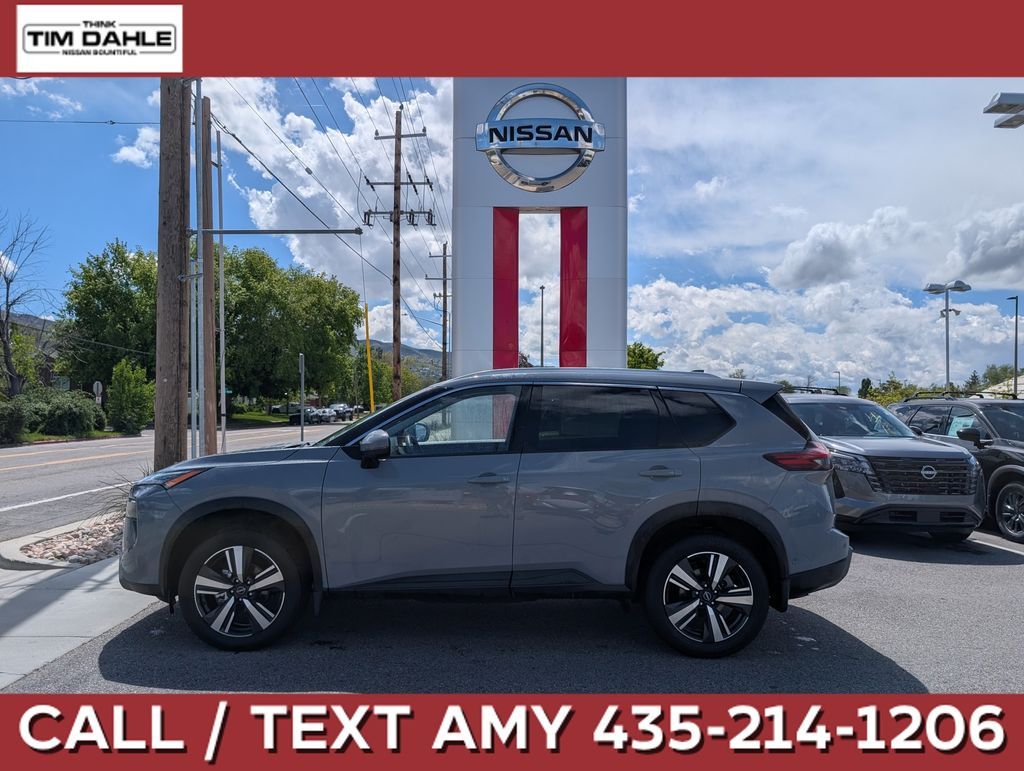 2024 Nissan Rogue SL
