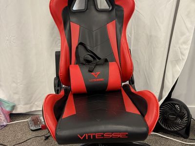 Vitesse Ergonomic Gaming Chair Black and Red with Pillows