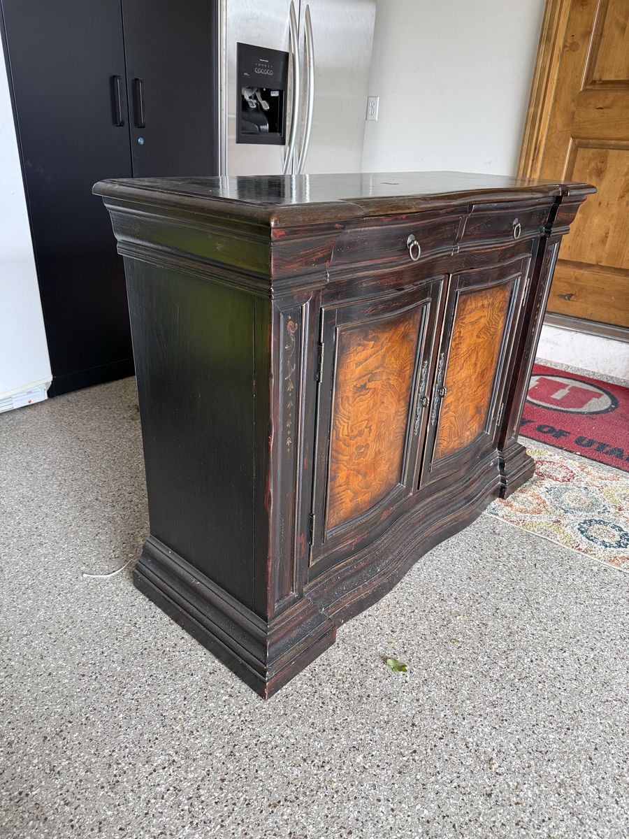 Main image 3