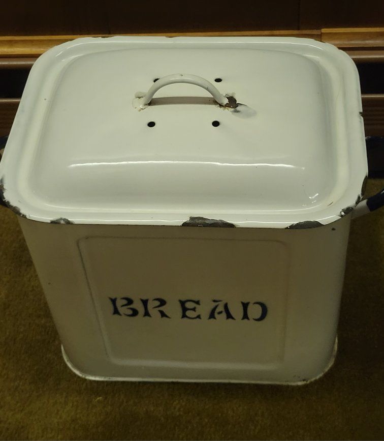 Vintage White Enamelware Bread Box with Lid - Farmhouse Kitchen Decor