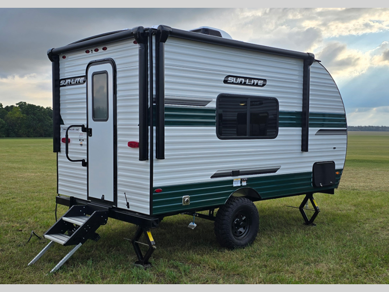 New 2027 Sunset Park RV Sun Lite 16BH
