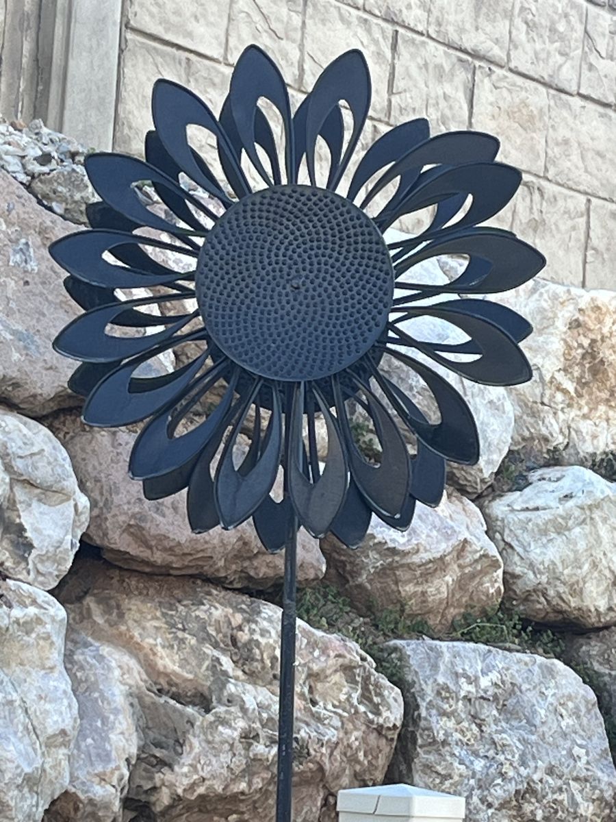 9 Ft Flower Windmill