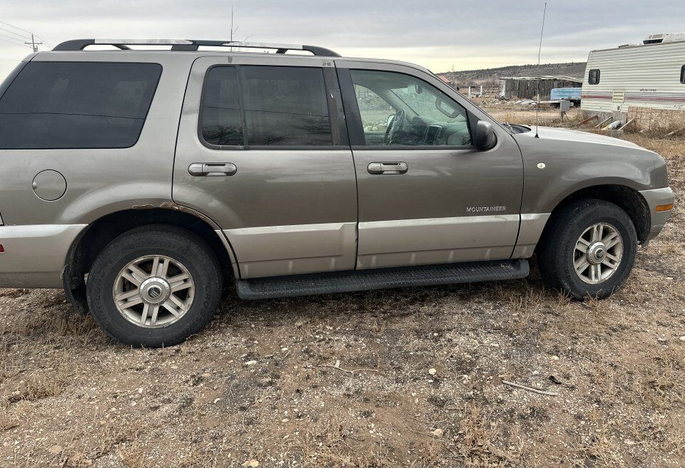 2002 MERCURY MOUNTAINEER