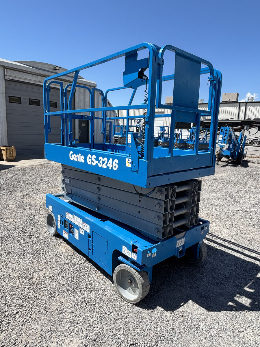 2017 Genie GS-3246 (32') *2yr Warranty* Scissorlift (id.2701c)