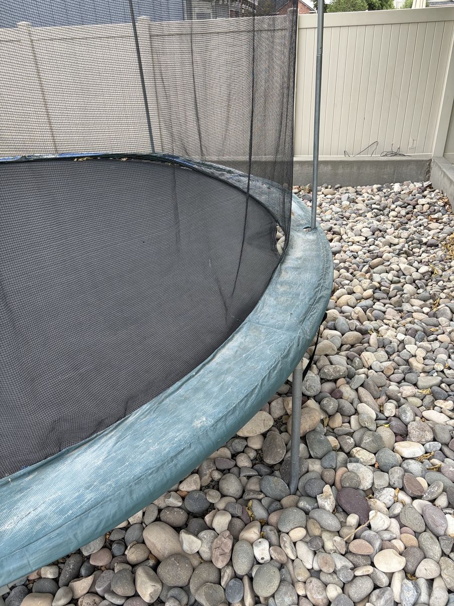 Main image 3