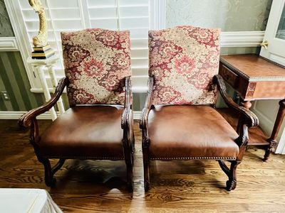 2 ARMCHAIRS HIGH QUALITY LEATHER CHAIRS TAPESTRY STYLE BACKREST