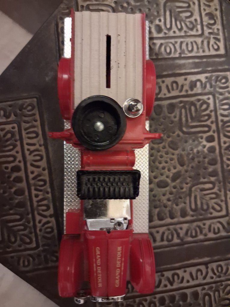Main image 11
