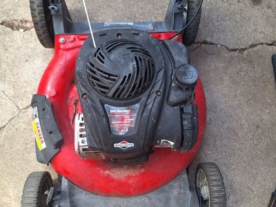 Yard Machines Push Lawn Mower Briggs & Stratton Engine