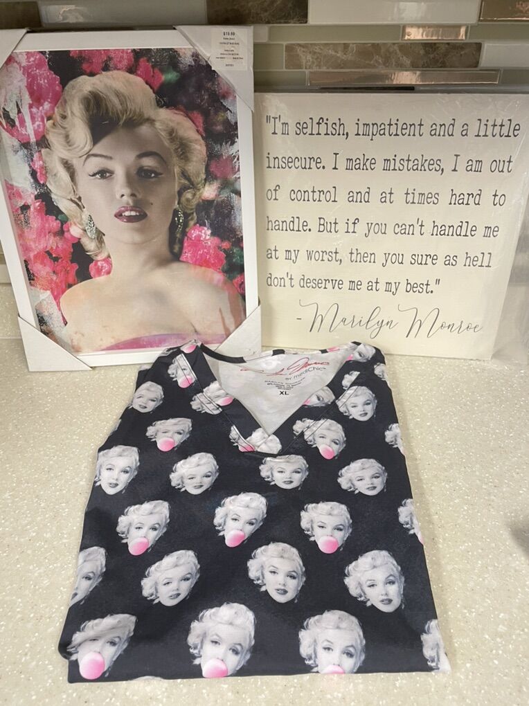 Marilyn Monroe Items