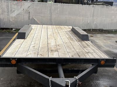 Custom Heavy Duty Flatbed Trailer
