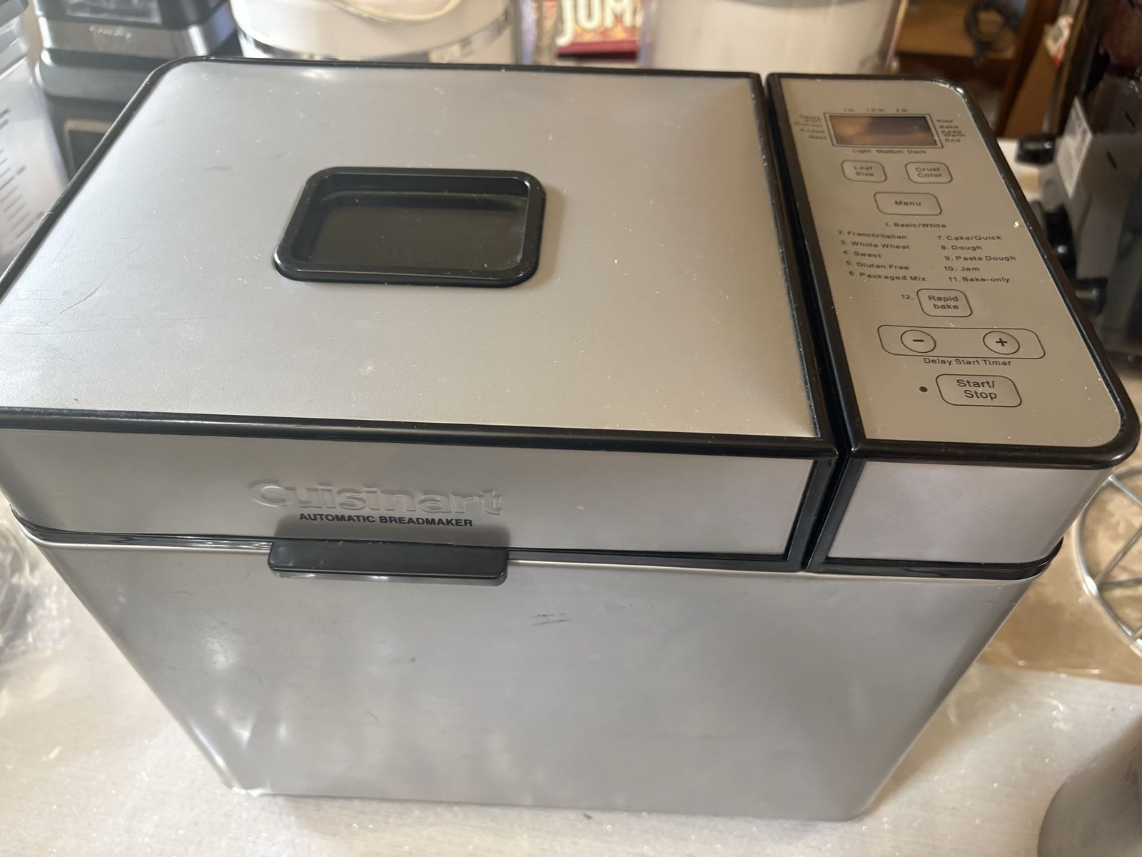 Automatic Breadmaker Cuisinart 