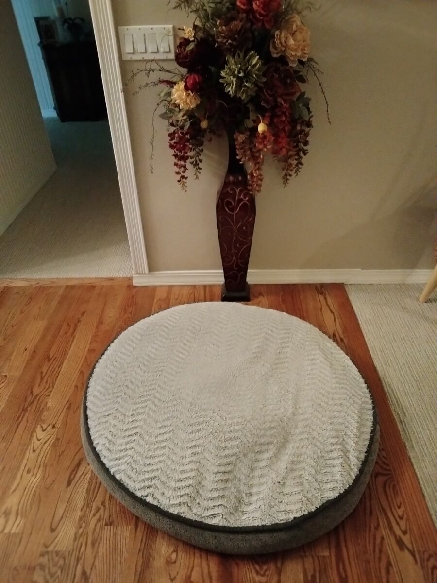 Deluxe Kirkland Dogbed