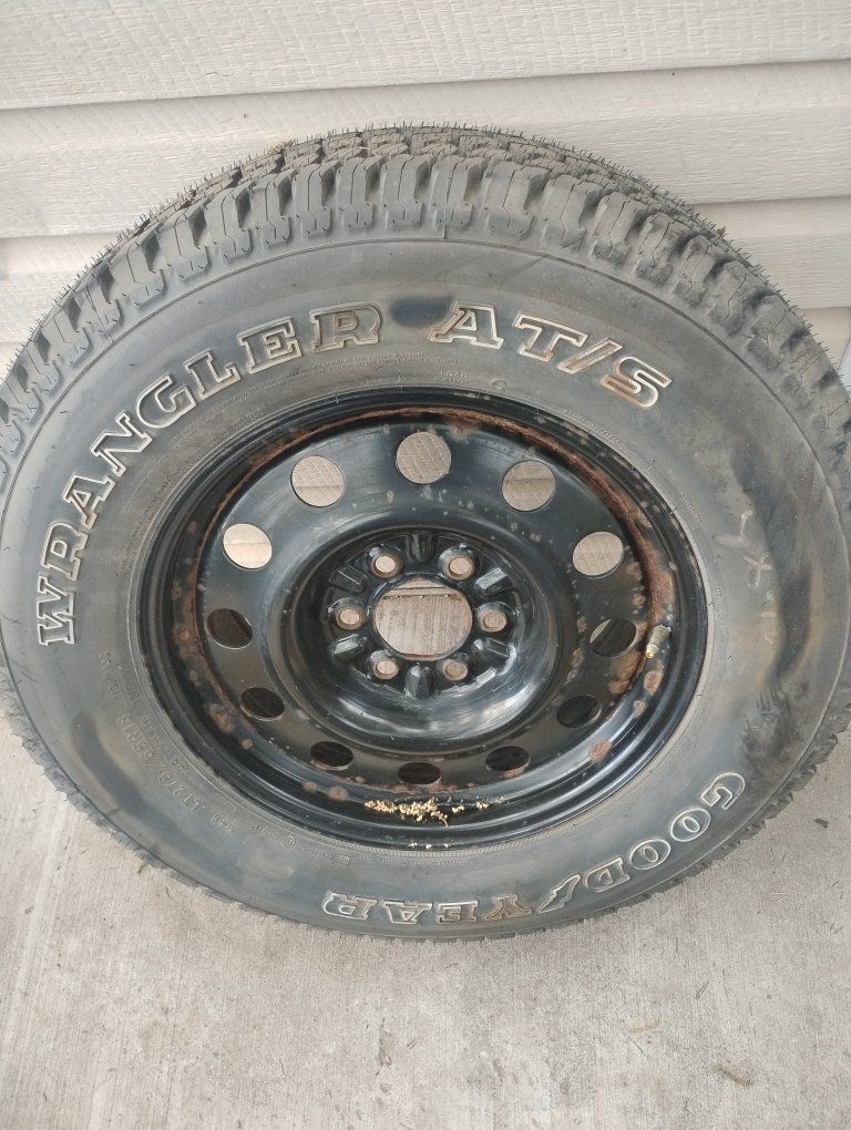 Wrangler at/s 275-65-18 new tire