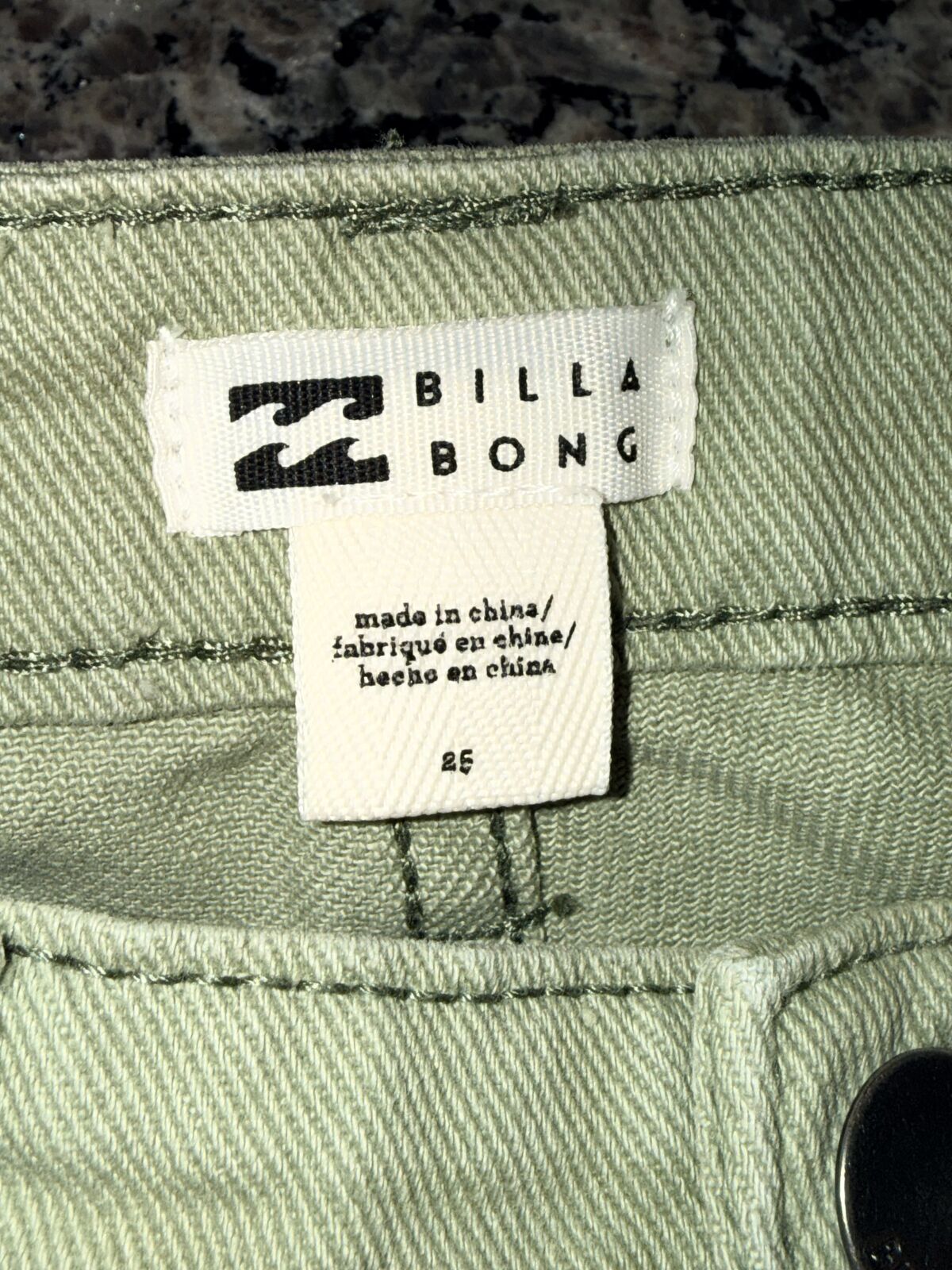 Women Size 25 (size 2) BillaBong Green Pants