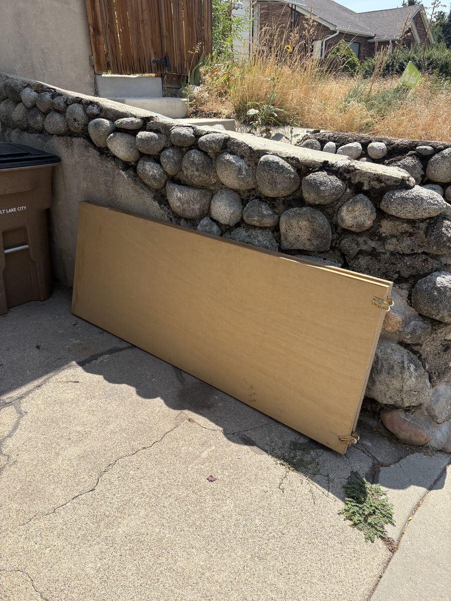 Free used sliding closet doors