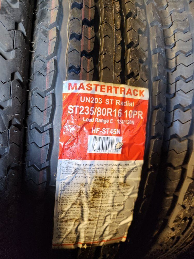 235/80r16 mastertrack un203