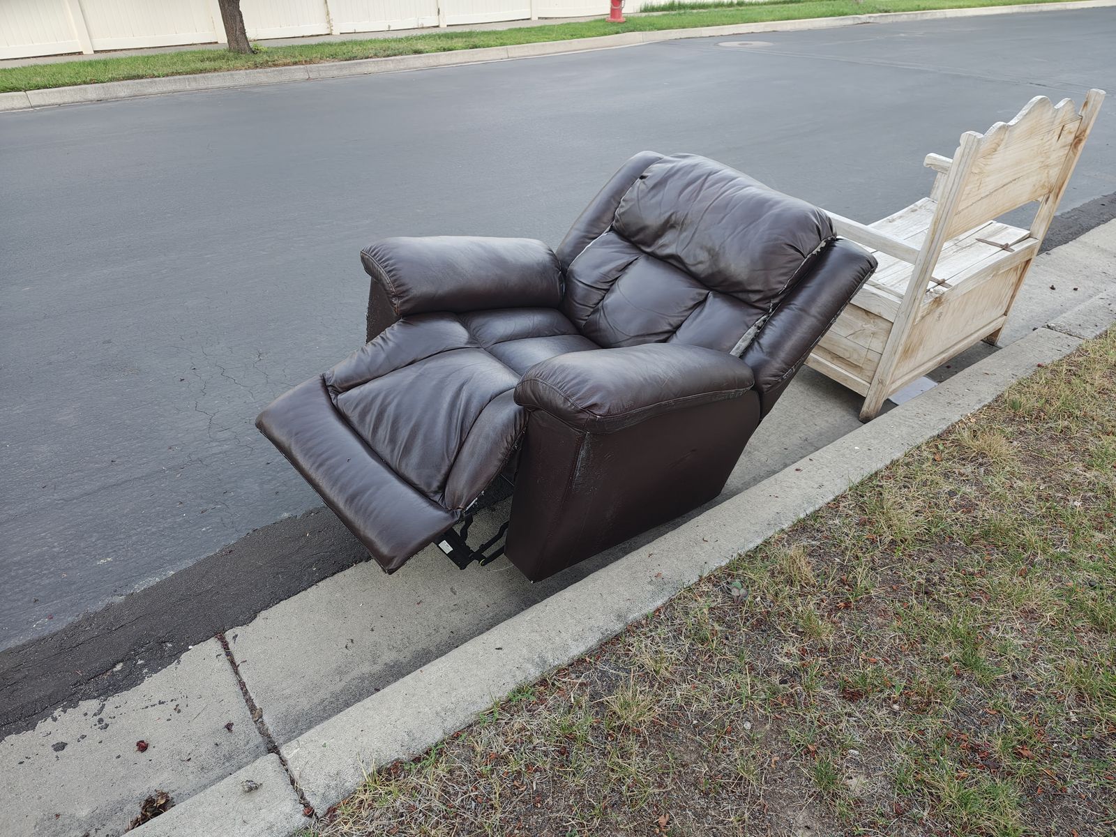 Free recliner, currently stuck in reclined position