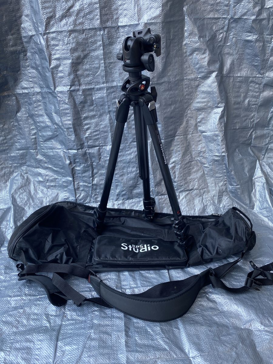 Manfrotto MKC3-H01 Compact Camera Tripod with RPS Studio Carrying Bag