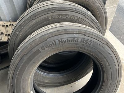 Continental Hybrid HS3 225/70 R 19.5