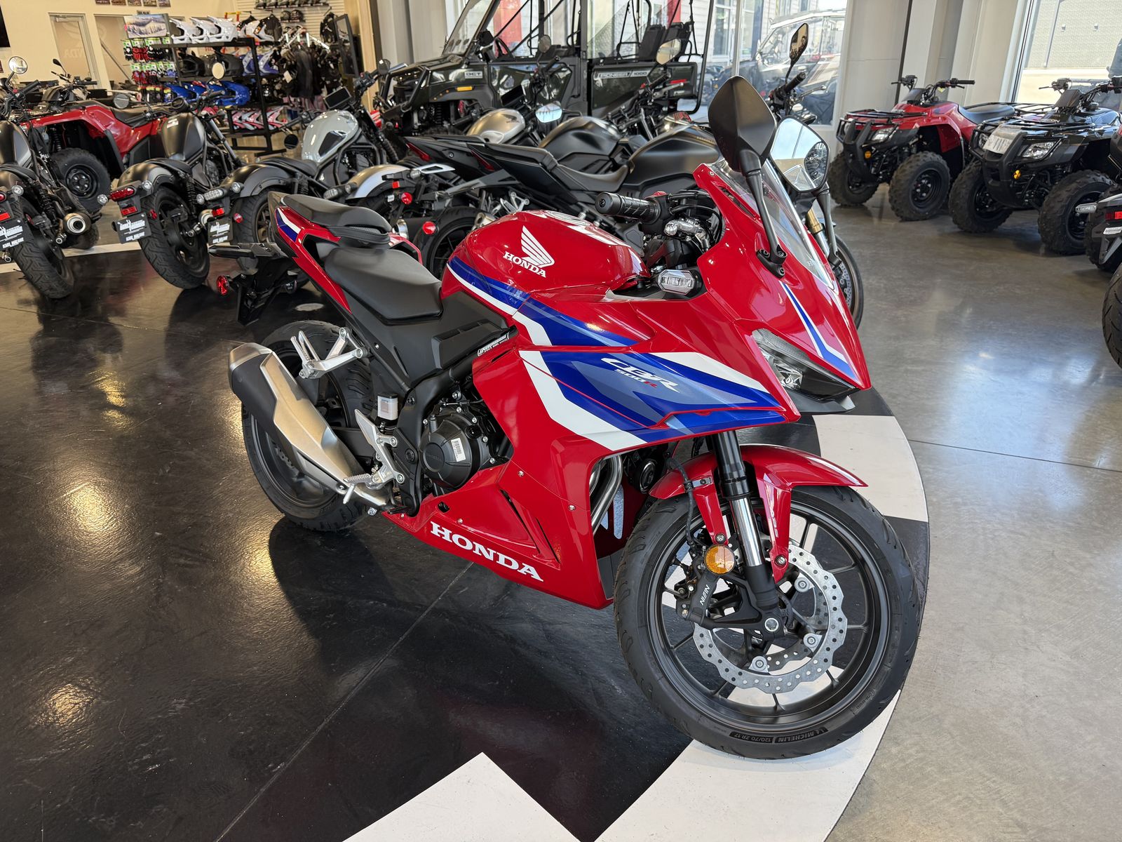 2025 Honda CBR500R ABS Grand Prix Red - H01523-C