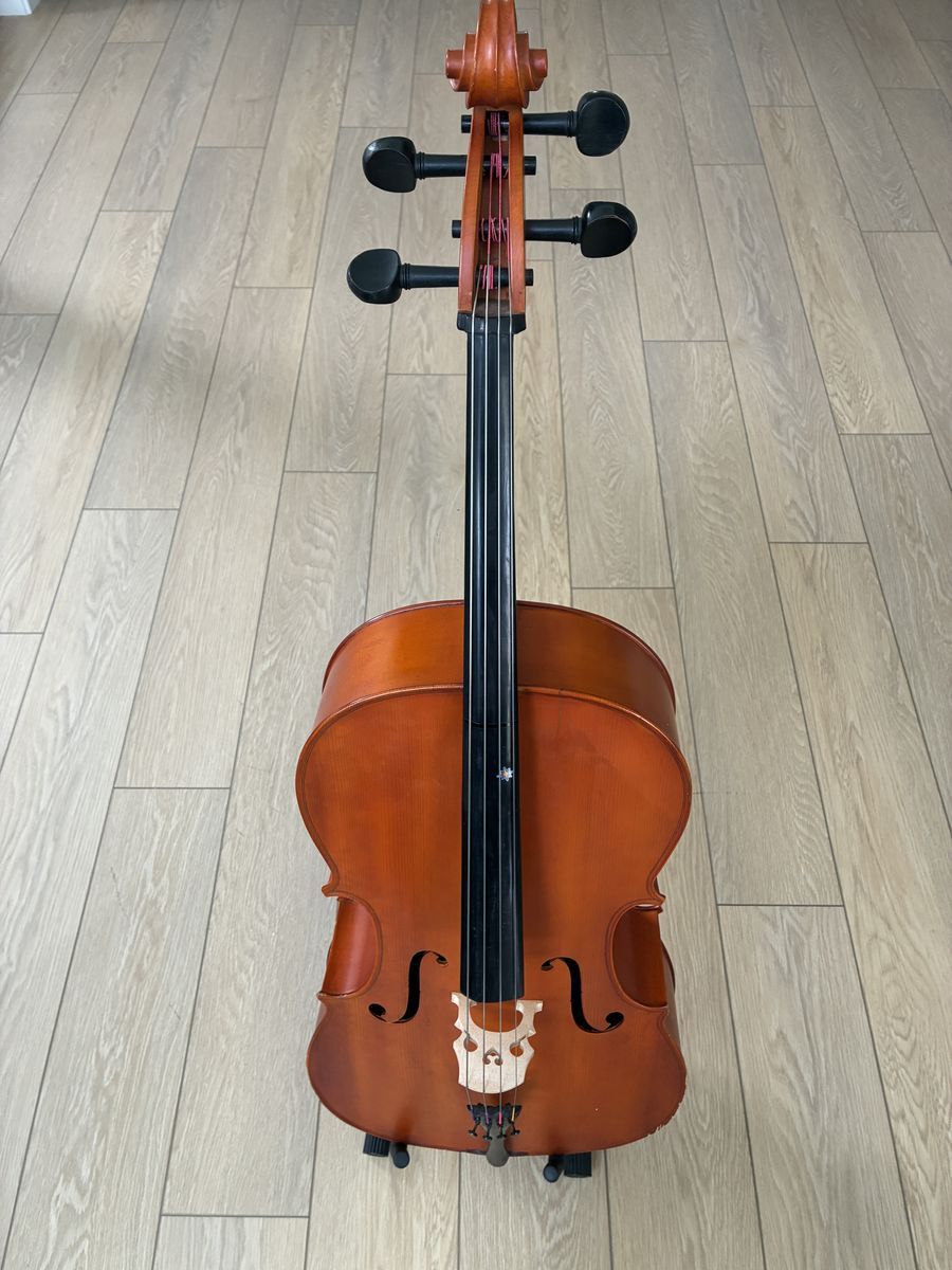 3/4 Size Cello with Stand and Case - Used Musical Instrument