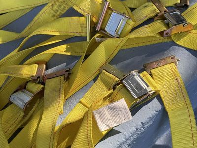 Spring loaded E-Track cinch straps for inner trailer tie down! Qty -4! For E-Track click in tie down, Load securing!