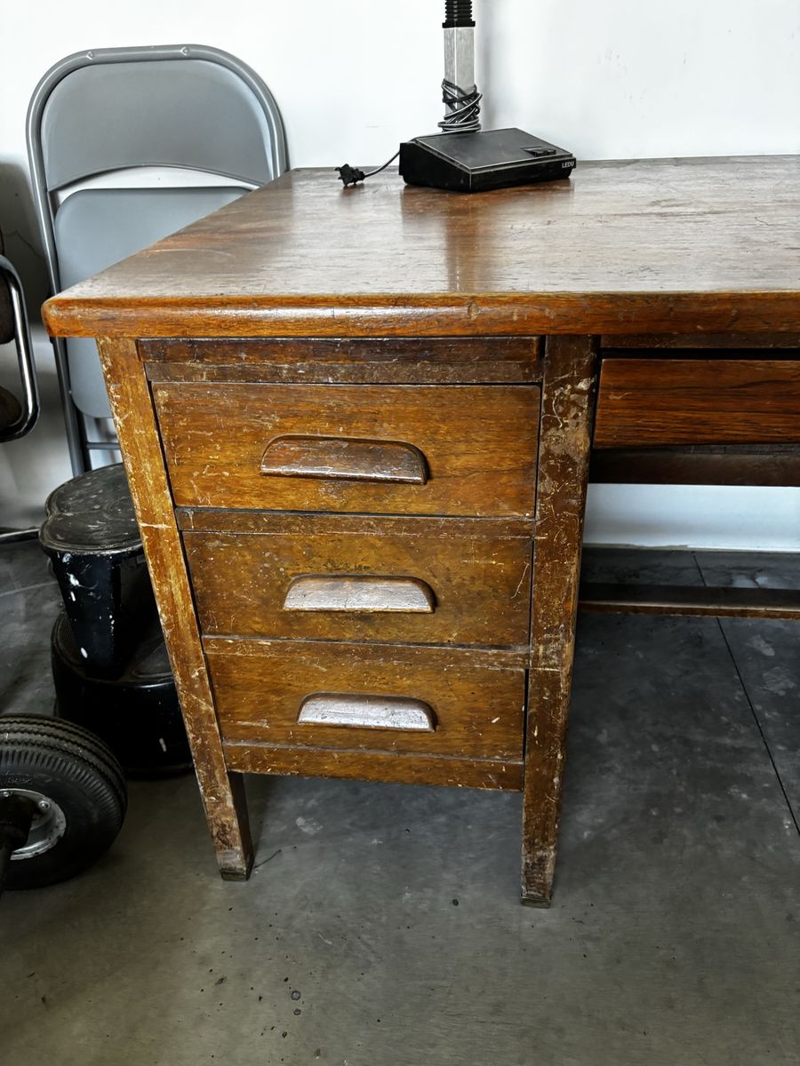 Main image 3