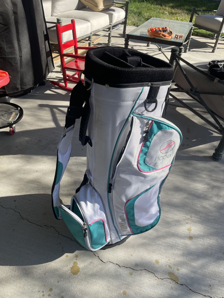 Wilson Ladies Or Girls Golf Bag